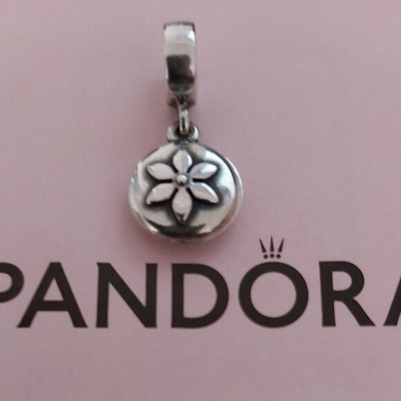 Auth PANDORA *RETIRED* Sterling ENGRAVABLE BREAST CANCER LUCERNE FLOWER 790522 - Picture 2 of 10